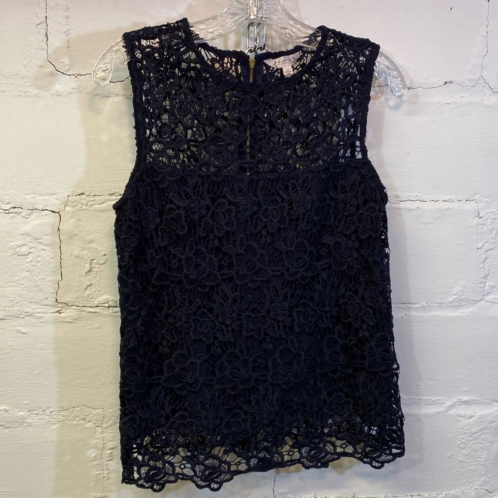 Nannette by Nannette Lepore  Navy Floral Woven Lined Sleeveless Top W Zipper